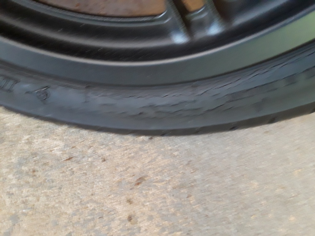 cracks in tire 2.jpg