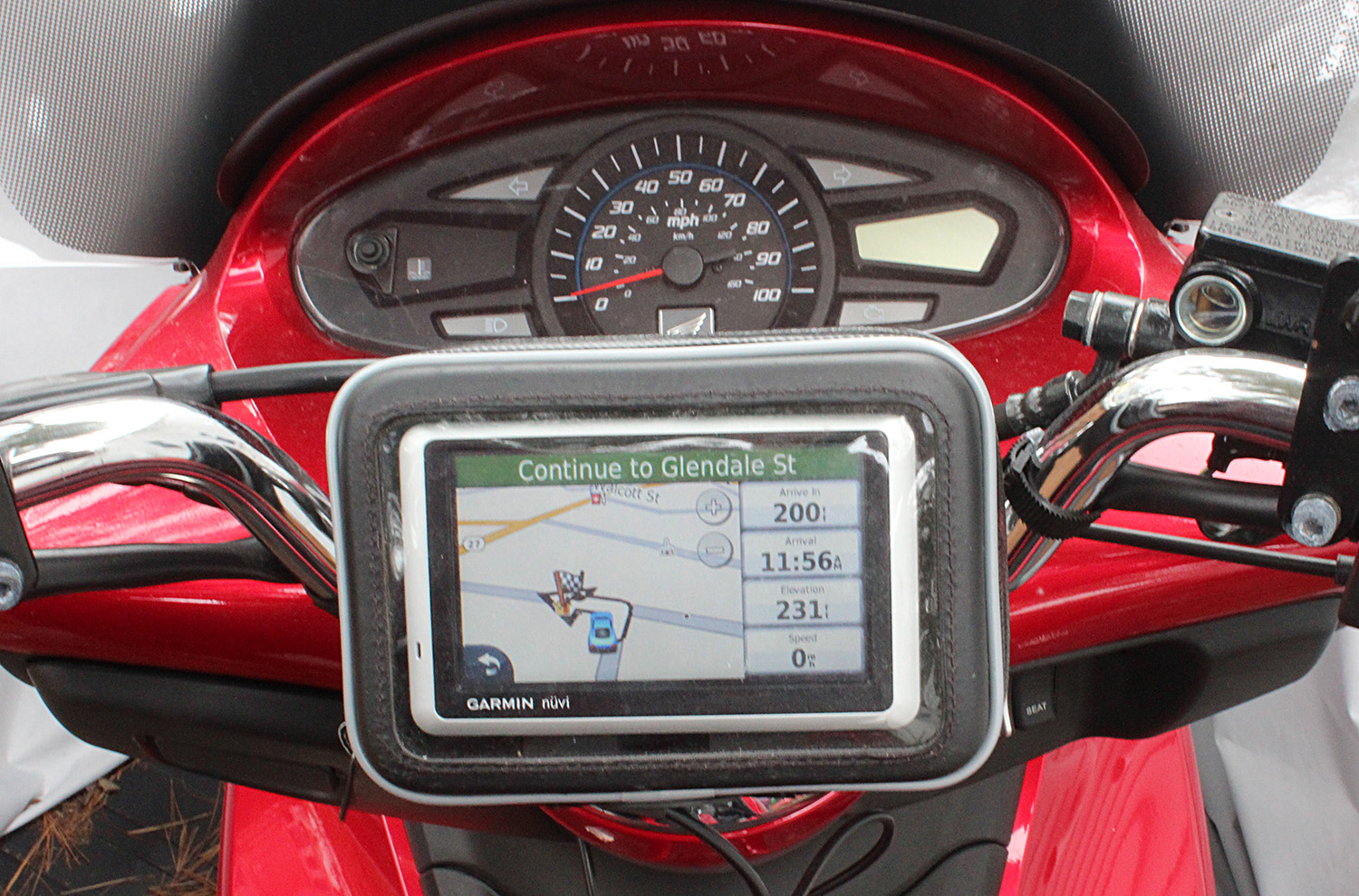 gps on scooter.jpg