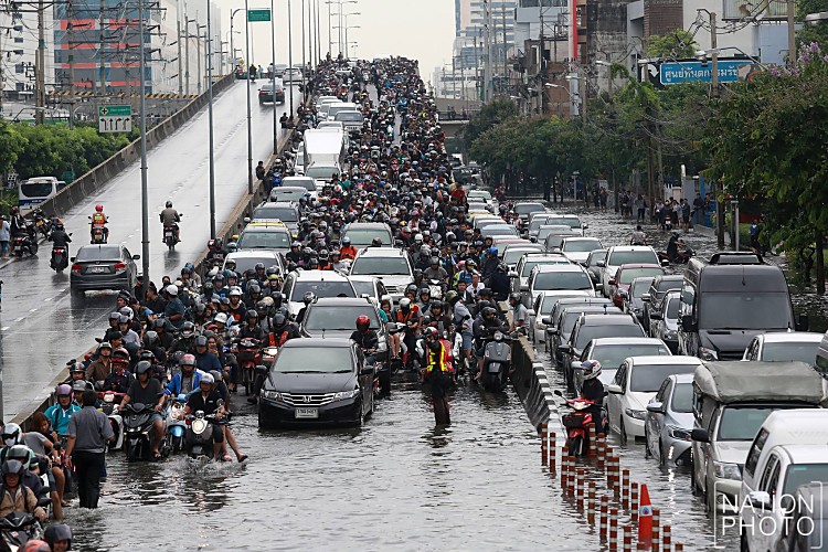 BKK Flooding_750x1200.jpg