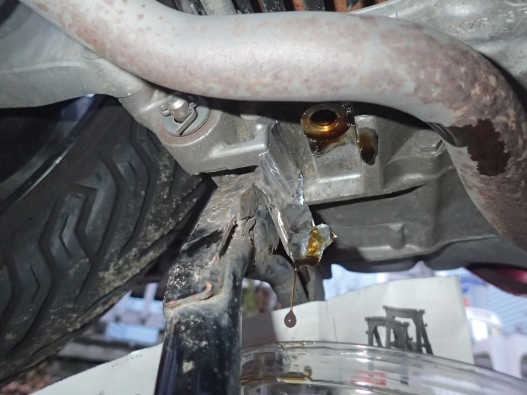 oil drain tape.jpg
