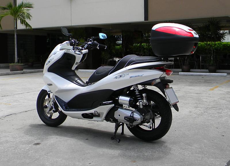 PCX 005 B_800x600.jpg