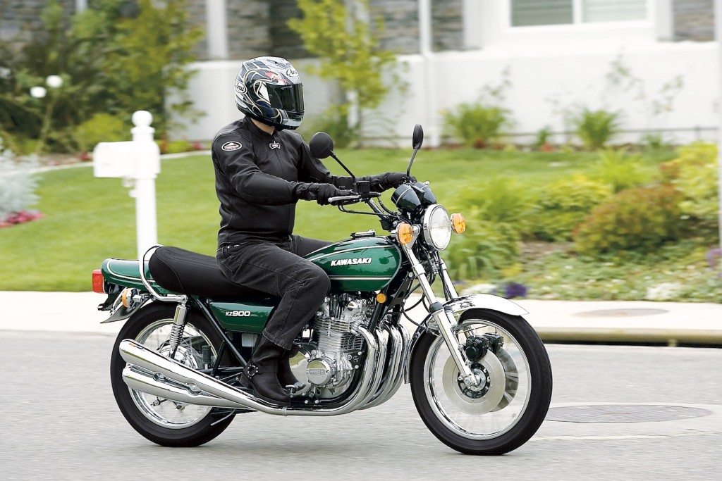 1976-Kawasaki-KZ900.jpg