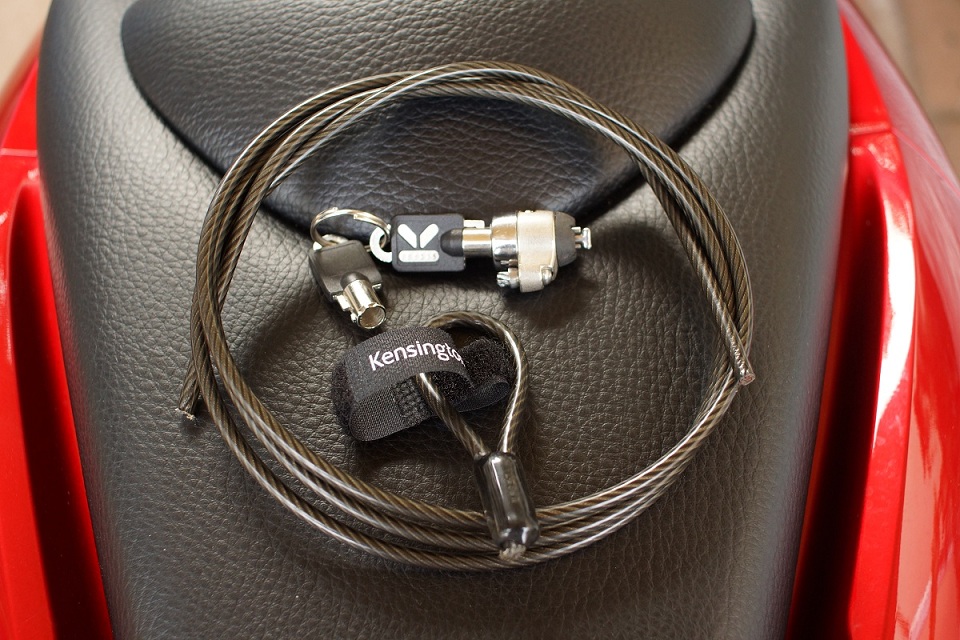 2 - Laptop Cable Lock (cut).jpg