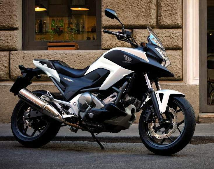 Honda NC 700X 12  1.jpg