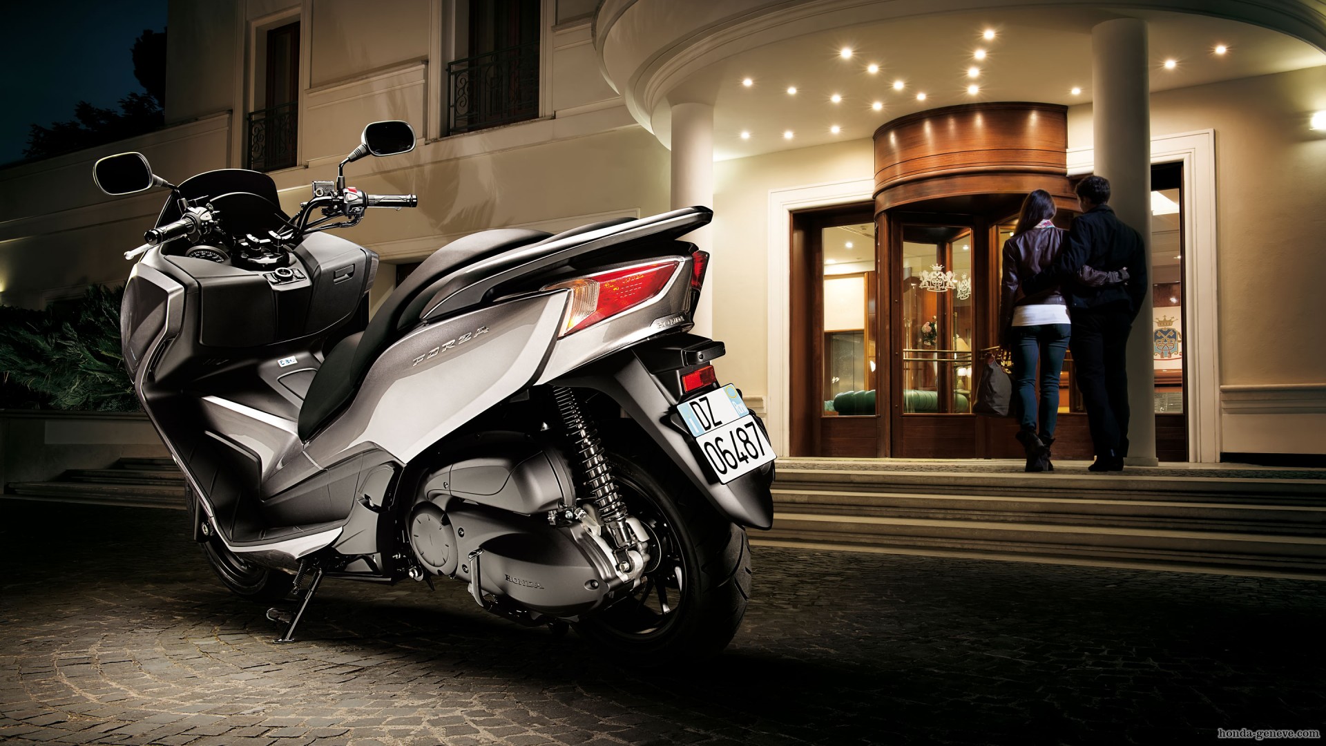 Honda Forza NSS300A (9).jpg