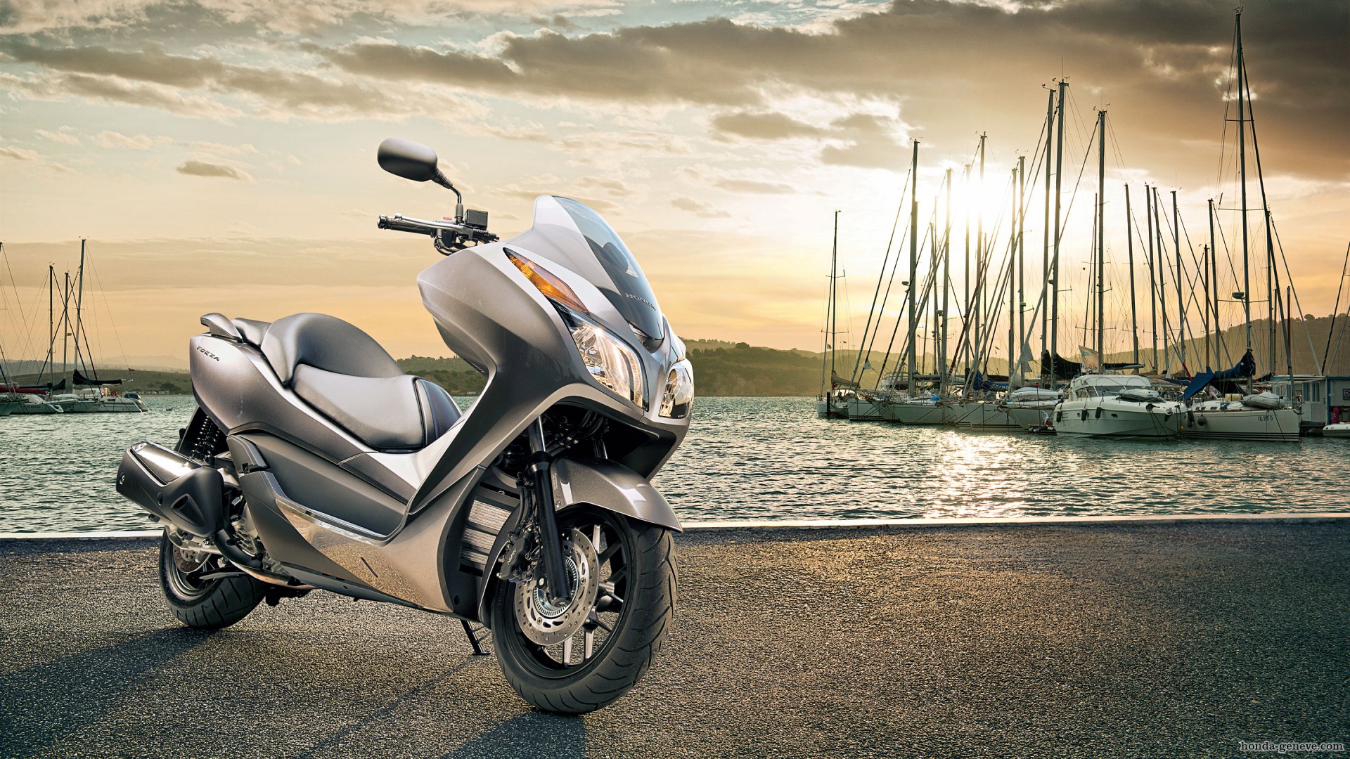 Honda Forza NSS300A (6).jpg