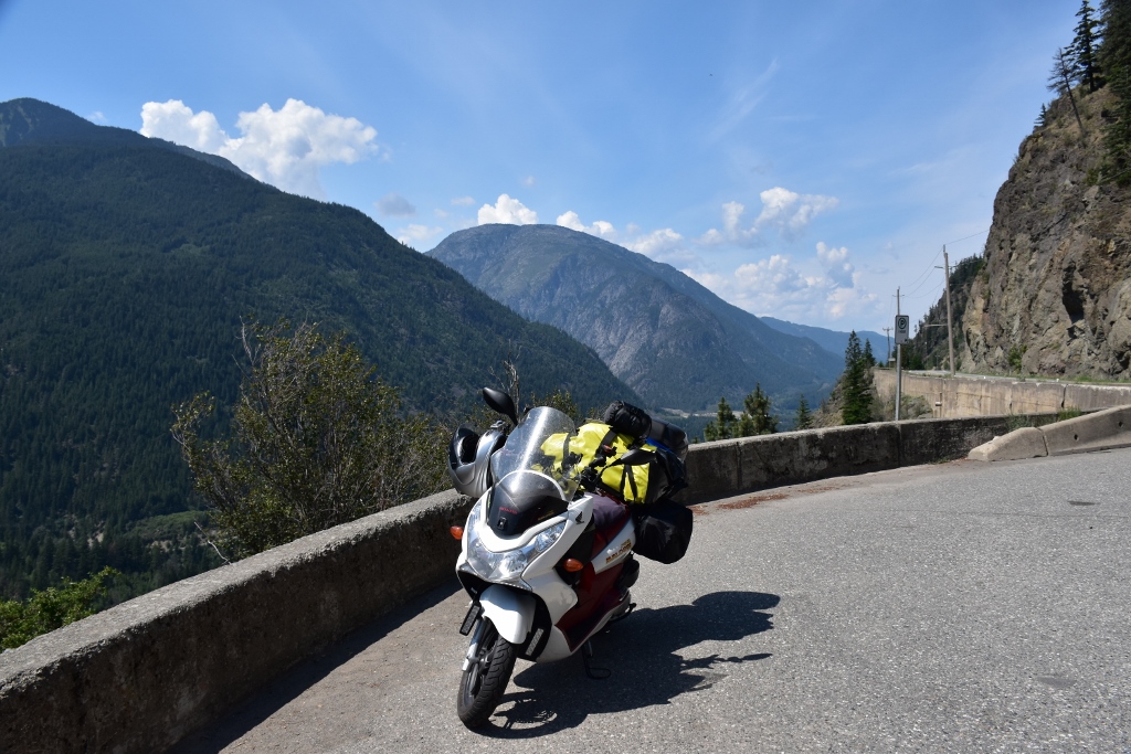 Jackass Plateau on the way to Hells Gate from Cache Creek.