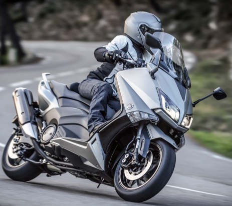 Yamaha-Tmax-2015.jpg